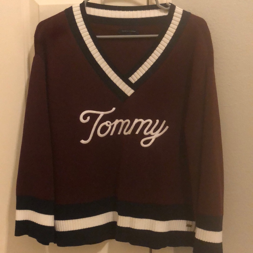 Tommy Hilfiger sweater